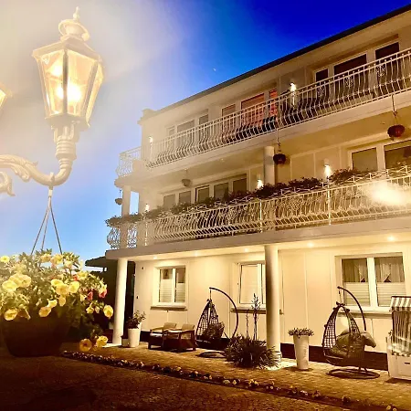 Проживание в семье Marlena *